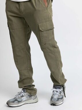 Men's Staple NYC Pigeon Olive Green Broadway Cargo Pants - Size 38
